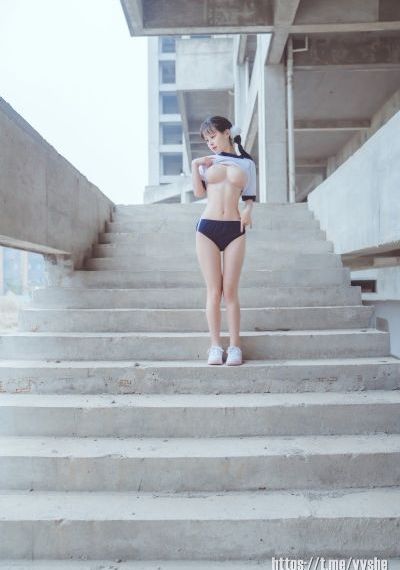 年轻漂亮的女邻居bd中字