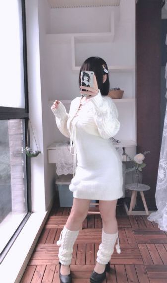 年轻的保母