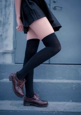 巨胸教师 冲田杏梨 在线