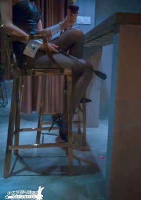 加勒比女海盗在线观看
