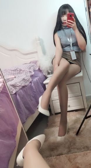裙子里面是野兽动漫在线观看