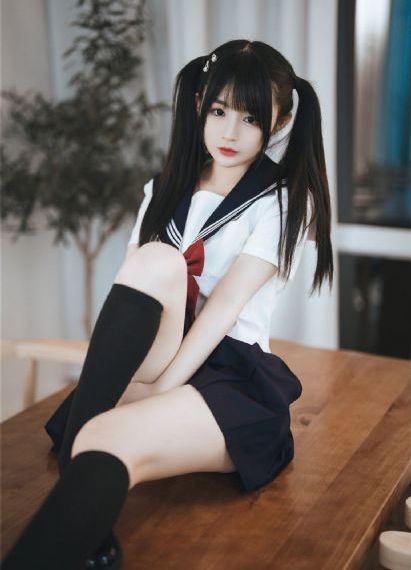 与黑帮老大的女主第一季免费