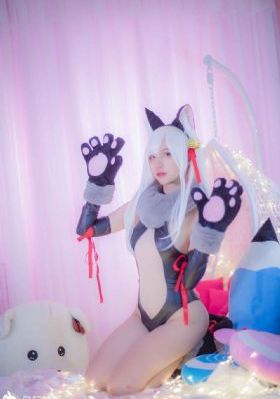 魔法少女与恶曾是敌人. 动漫