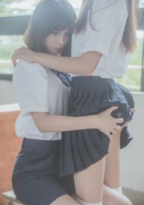 无颜之月在