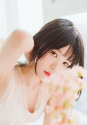 伦理漂亮女老板