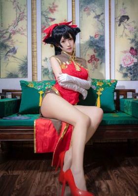 丰满女老板90分钟